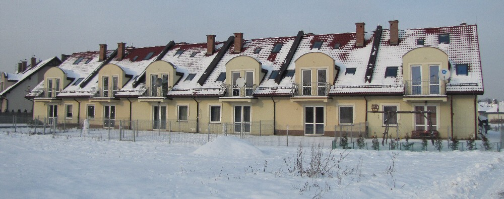 II etap zabudowy szeregowej na osiedlu Stare Stawy, ul. Chełmońskiego, 6 domów
